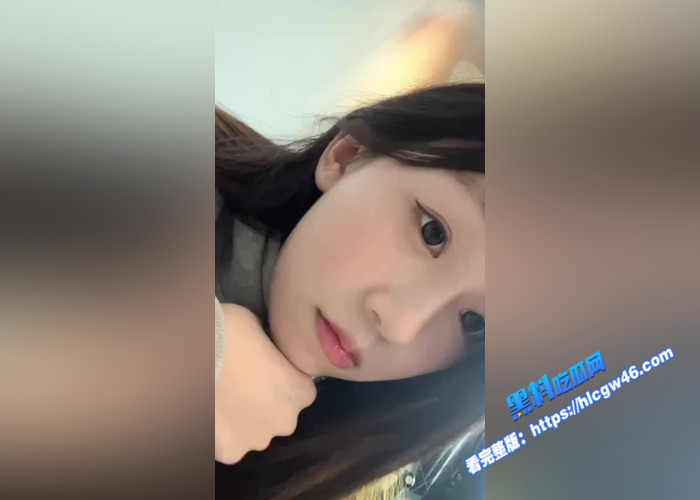 推特极品福利姬 笑起来甜美可爱 自拍舔脚自慰福利合集 黑料吃瓜网独家曝光2