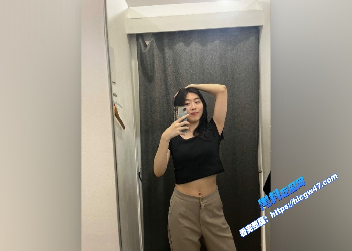 北京朝阳区健身俱乐部眼镜反差女教练于雯第二弹自拍自慰小视频流出小淫穴摸两下就湿了 图3WH700x500px 北京朝阳区健身俱乐部眼镜反差女教练于雯第二弹自拍自慰小视频流出小淫穴摸两下就湿了 图3WH700x500px