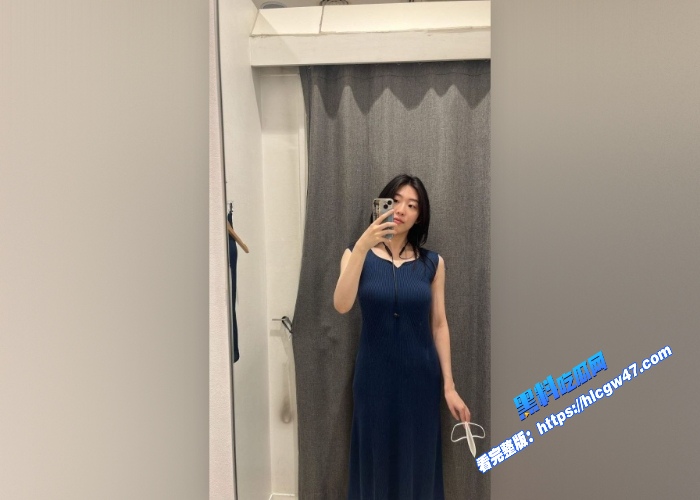 北京朝阳区健身俱乐部眼镜反差女教练于雯第二弹自拍自慰小视频流出小淫穴摸两下就湿了 图4WH700x500px 北京朝阳区健身俱乐部眼镜反差女教练于雯第二弹自拍自慰小视频流出小淫穴摸两下就湿了 图4WH700x500px