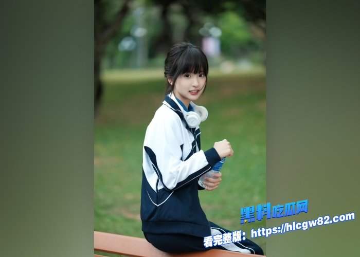 海角乱伦 陪冷白皮超嫩表妹在海边散心到公厕后直接强干一直怕有人发现表妹求我快回去直接内射不商量超爽3 海角乱伦 陪冷白皮超嫩表妹在海边散心到公厕后直接强干一直怕有人发现表妹求我快回去直接内射不商量超爽3