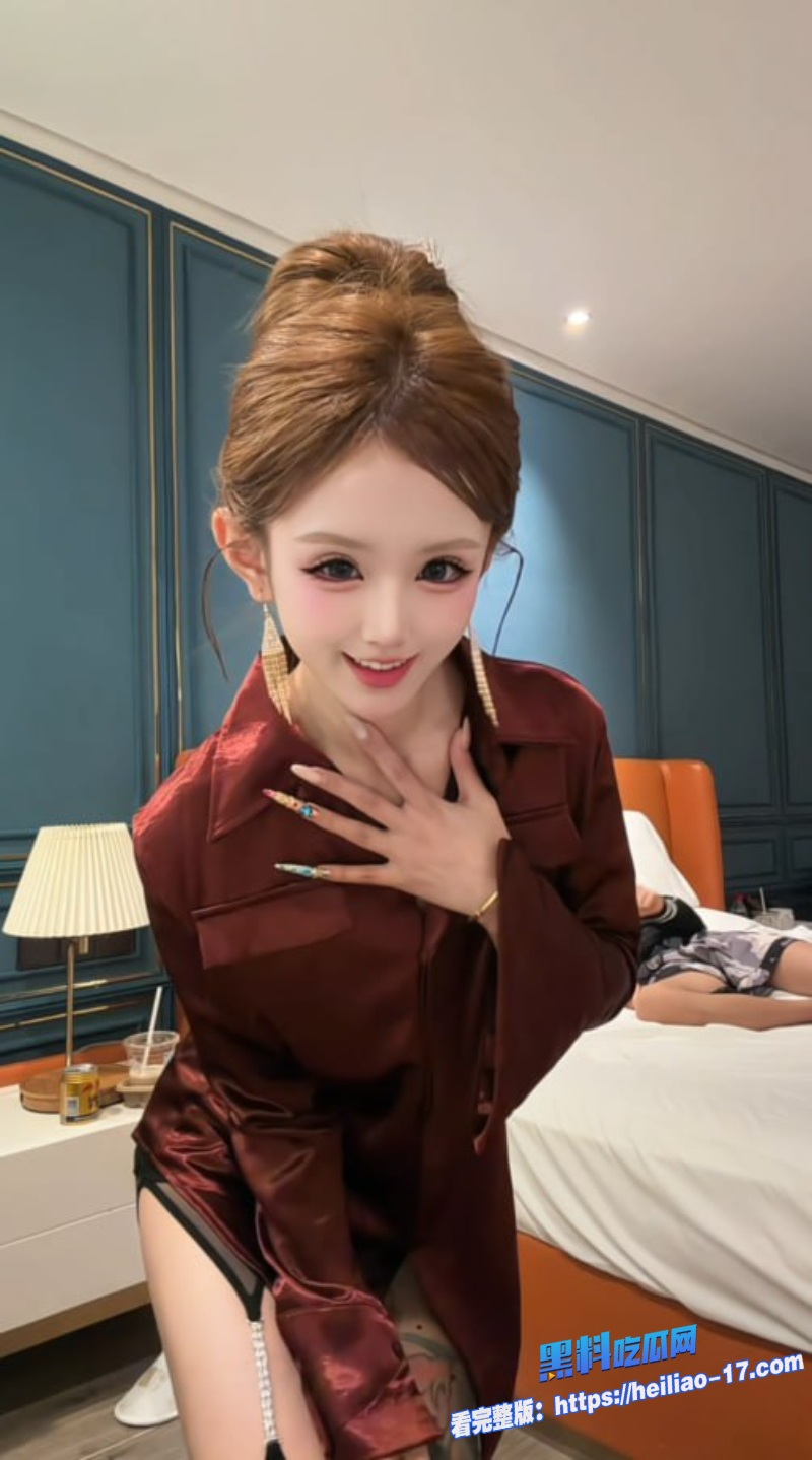 抖音符文女神小娇七十万条评论疯求一夜爆火独家原视频曝光绝美瓜子脸搭满背纹身和黄毛小伙床上水火交融爽到爆炸 10
