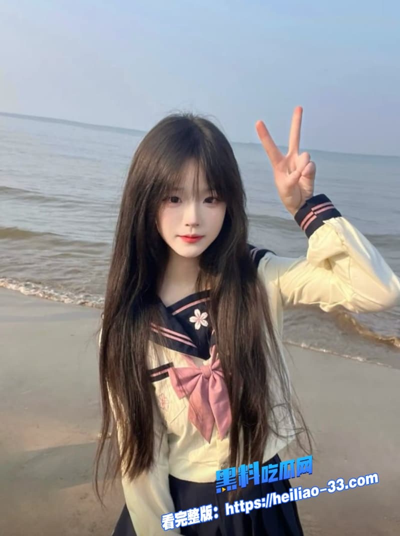 放学刚遇到的黑长直软妹人美逼紧夹着金主精液乖乖回家真是听话的小母狗 7