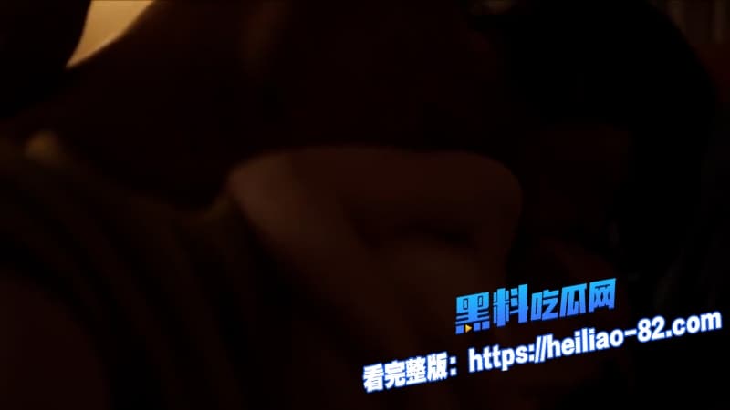 韩国三级片隐藏的面孔未婚妻指挥家秀妍藏密室亲眼看老公猛干后辈大提琴手6