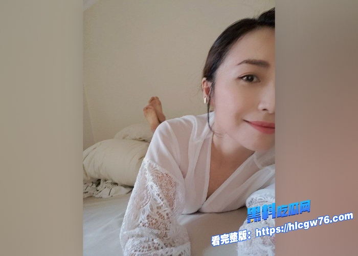 江苏美术老师经常约炮勾搭同城猛男脸穴同款自慰勾引视频曝光妥妥反差婊啊私下这么骚4 江苏美术老师经常约炮勾搭同城猛男脸穴同款自慰勾引视频曝光妥妥反差婊啊私下这么骚4