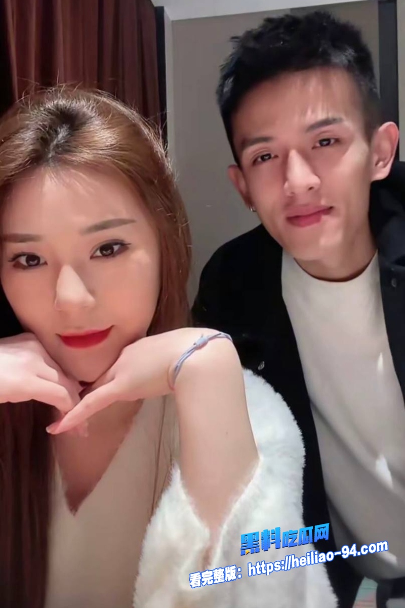 230w粉女网红褒姒12