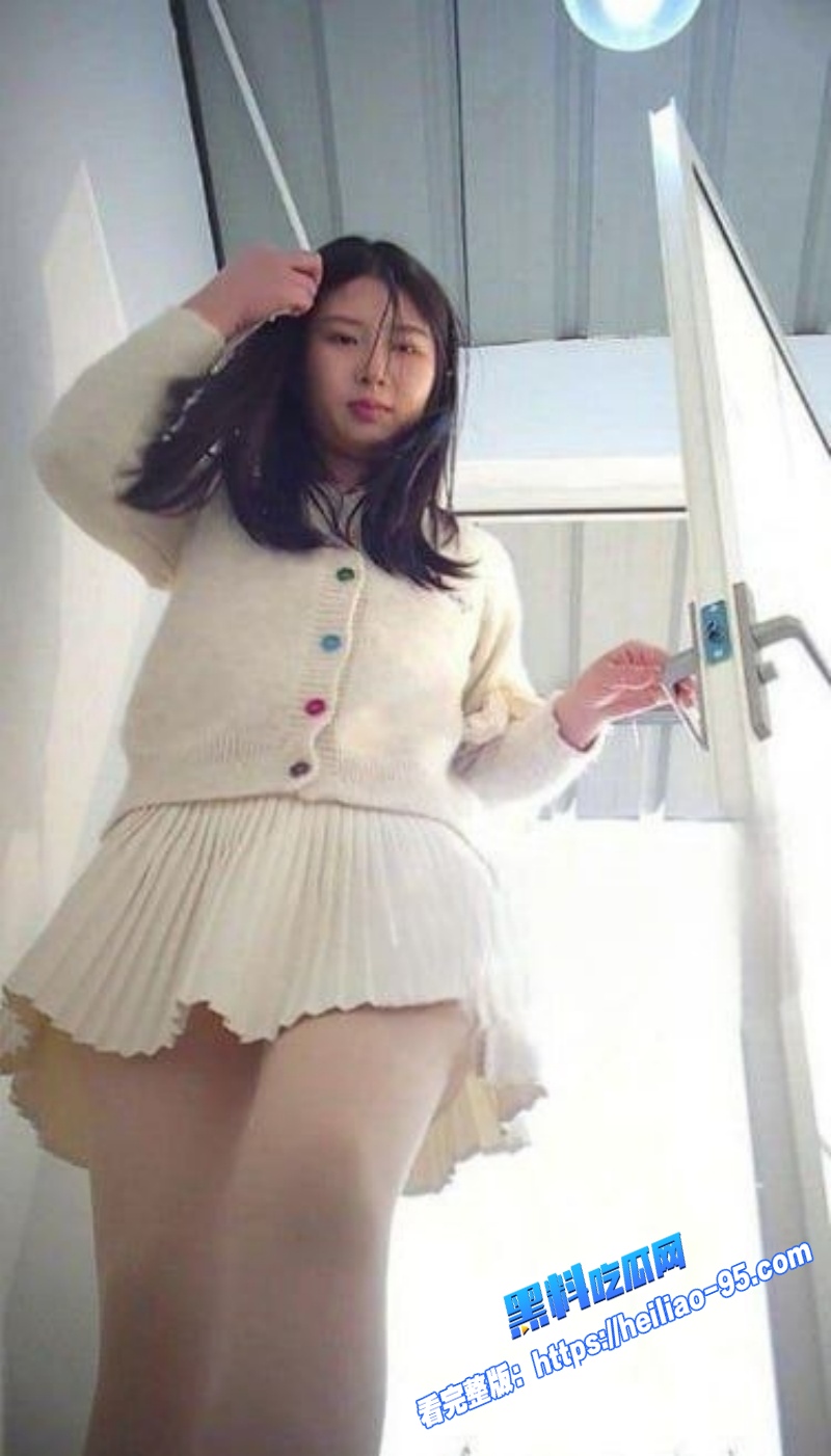 成都莉莉岛厕所偷拍事件爆发多名网红被针孔偷拍抖音300万粉木木中招5 成都莉莉岛厕所偷拍事件爆发多名网红被针孔偷拍抖音300万粉木木中招5