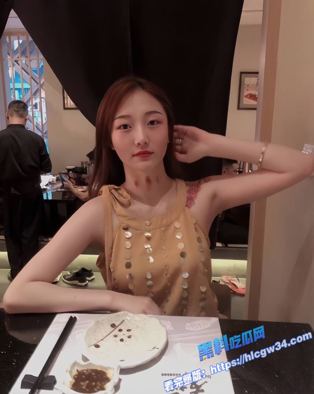 极品身材少妇 新婚后出轨 打着出差名义和金主酒店做爱啪啪 自拍性爱视频曝光流出2 极品身材少妇 新婚后出轨 打着出差名义和金主酒店做爱啪啪 自拍性爱视频曝光流出2
