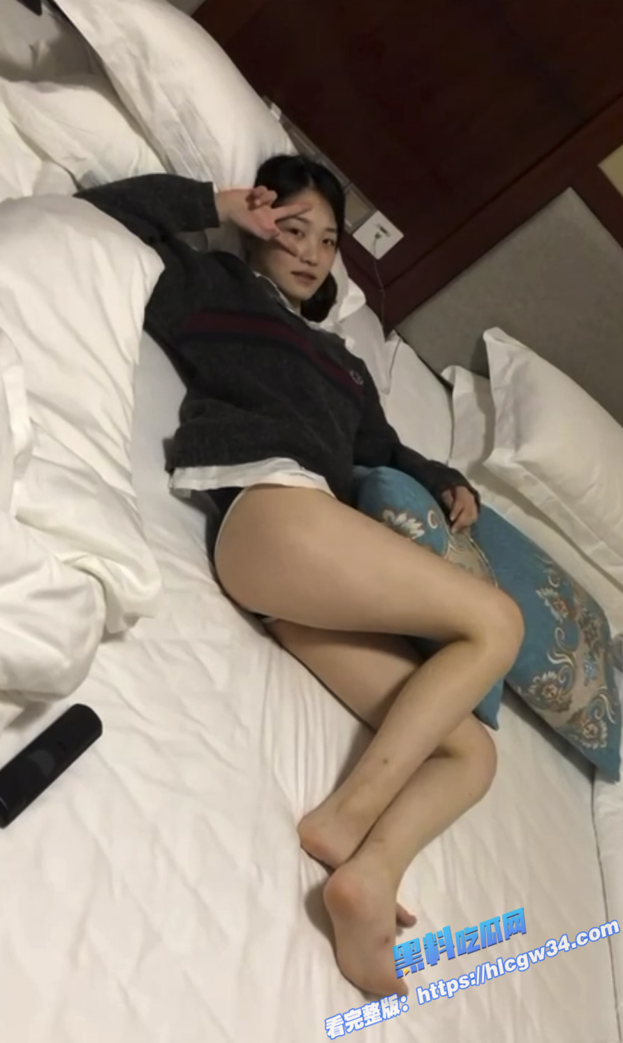 极品身材少妇 新婚后出轨 打着出差名义和金主酒店做爱啪啪 自拍性爱视频曝光流出7 极品身材少妇 新婚后出轨 打着出差名义和金主酒店做爱啪啪 自拍性爱视频曝光流出7