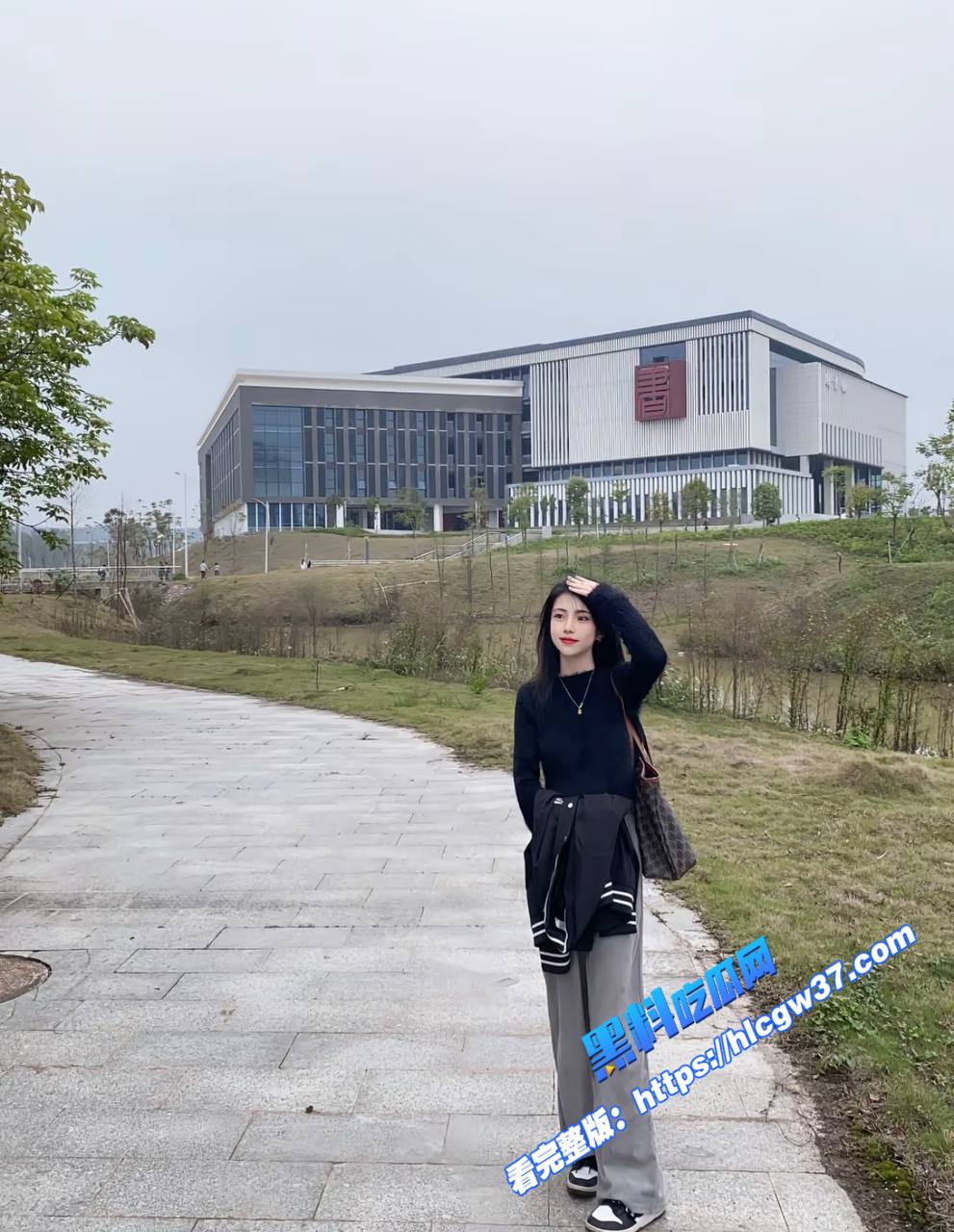 抖音小网红冰被榜一大哥私下约操逼还挺粉嫩屁眼子都被开发了 图2
