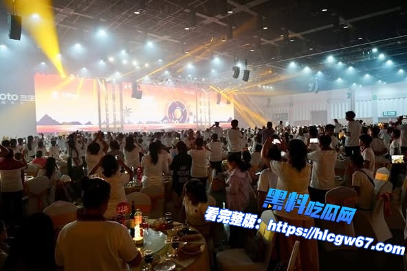 泰国芭堤雅市长盛情接待2500名中国游客 盼助力旅游业复苏01 泰国芭堤雅市长盛情接待2500名中国游客 盼助力旅游业复苏01