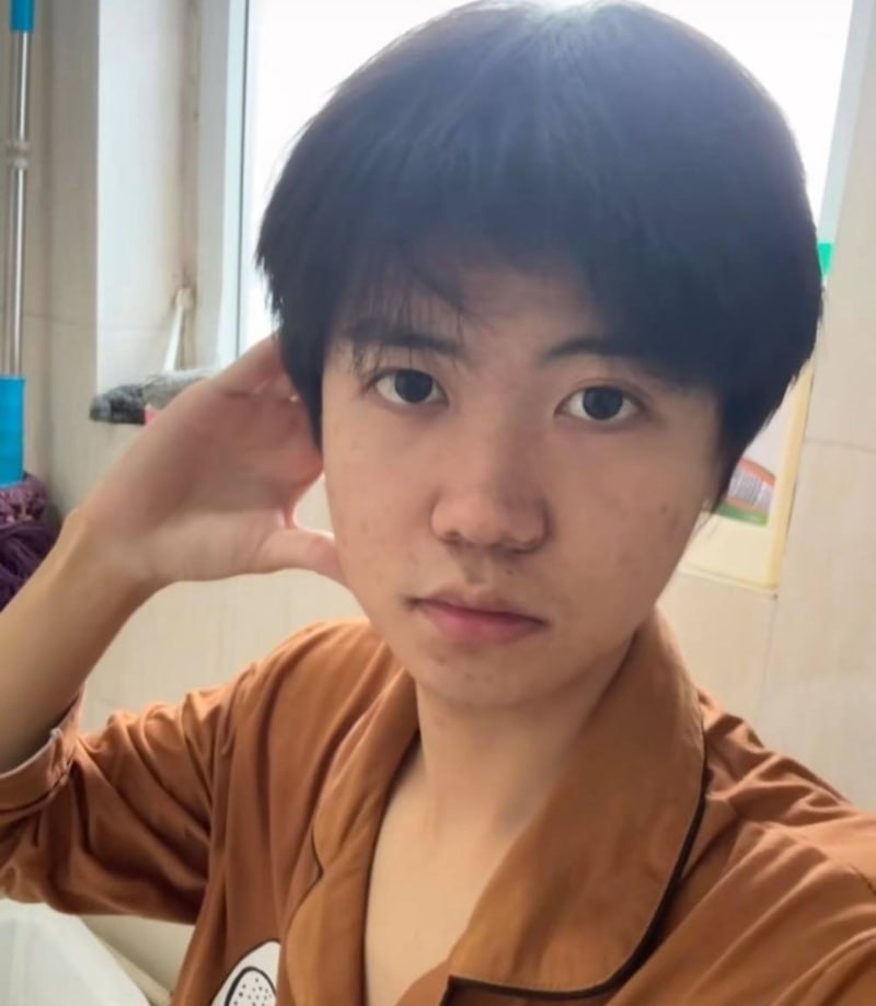 北京中央民族大学曾金全约炮出轨多人运动 5