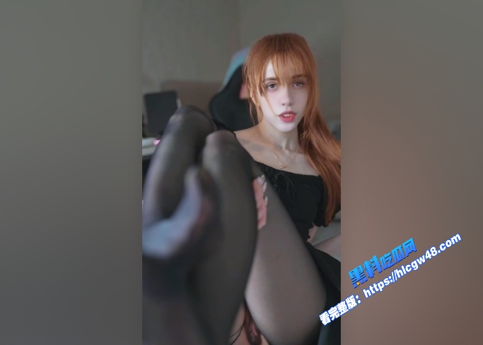 欧美fansly顶流福利姬poppygirlvip福利视频流出性感开档黑丝水晶假屌爆插骚穴淫叫声不断 图1WH700x500px