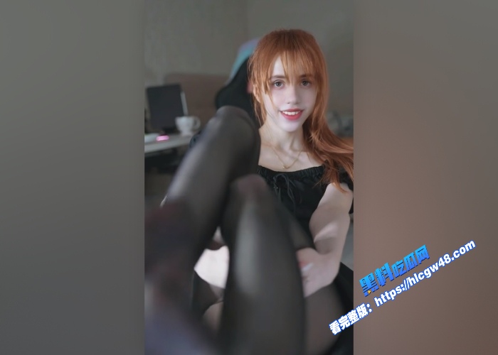 欧美fansly顶流福利姬poppygirlvip福利视频流出性感开档黑丝水晶假屌爆插骚穴淫叫声不断 图2WH700x500px