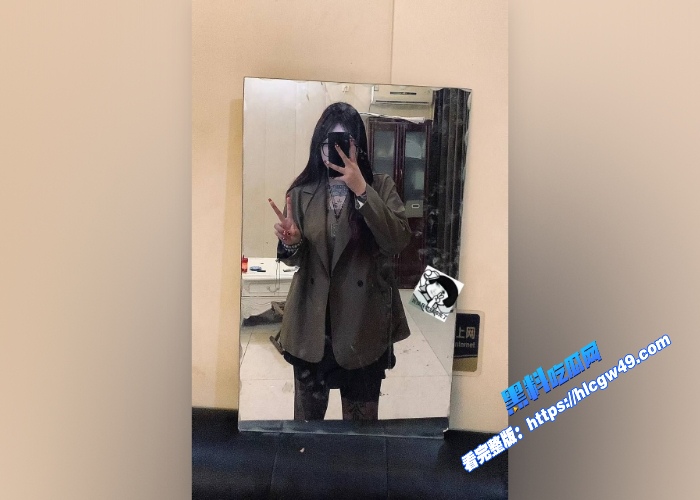 云盘泄密全身刺青的符文潮女八字大奶反差婊口嗦牛子舌舔大鸟张开骚穴等着挨肏 图3WH700x500px 云盘泄密全身刺青的符文潮女八字大奶反差婊口嗦牛子舌舔大鸟张开骚穴等着挨肏 图3WH700x500px