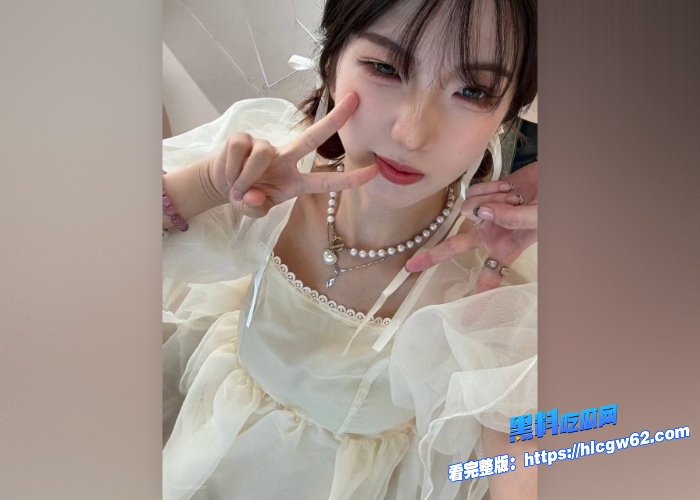 清纯可爱小姐姐和男友酒店开房视频泄漏清纯外表掩盖不了骚荡灵魂口交技术无比娴熟人不可貌相 图2
