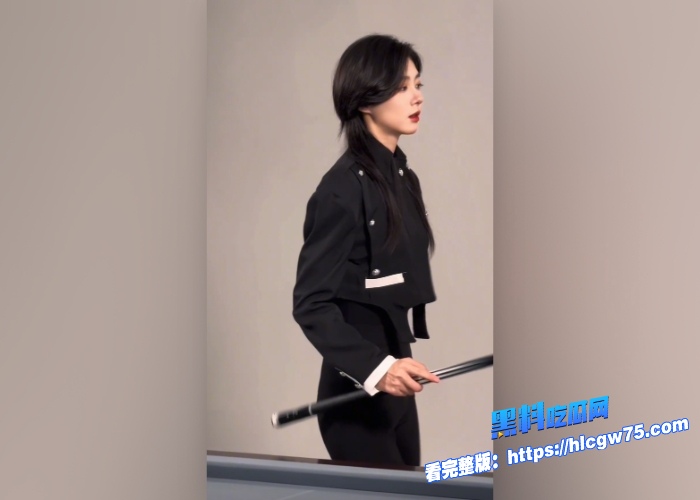 新晋台球女神抖音300w粉丝王思诺与师傅代勇和教练一起3P床上练球露脸实锤视频来袭吃瓜必看 图7 新晋台球女神抖音300w粉丝王思诺与师傅代勇和教练一起3P床上练球露脸实锤视频来袭吃瓜必看 图7