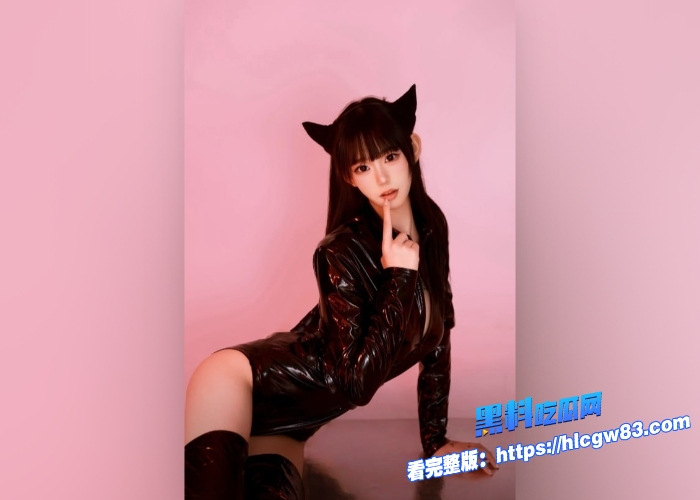 抖音网红 小姜姜 超大尺度内容流出美少女娇羞露脸自摸抠逼纹身证实同一人实锤无疑13 抖音网红 小姜姜 超大尺度内容流出美少女娇羞露脸自摸抠逼纹身证实同一人实锤无疑13