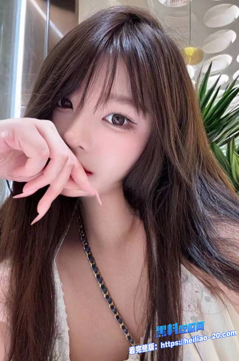 外语学院萝莉反差小母狗性感美腿黑丝毕业后下海被金主包养 3 外语学院萝莉反差小母狗性感美腿黑丝毕业后下海被金主包养 3