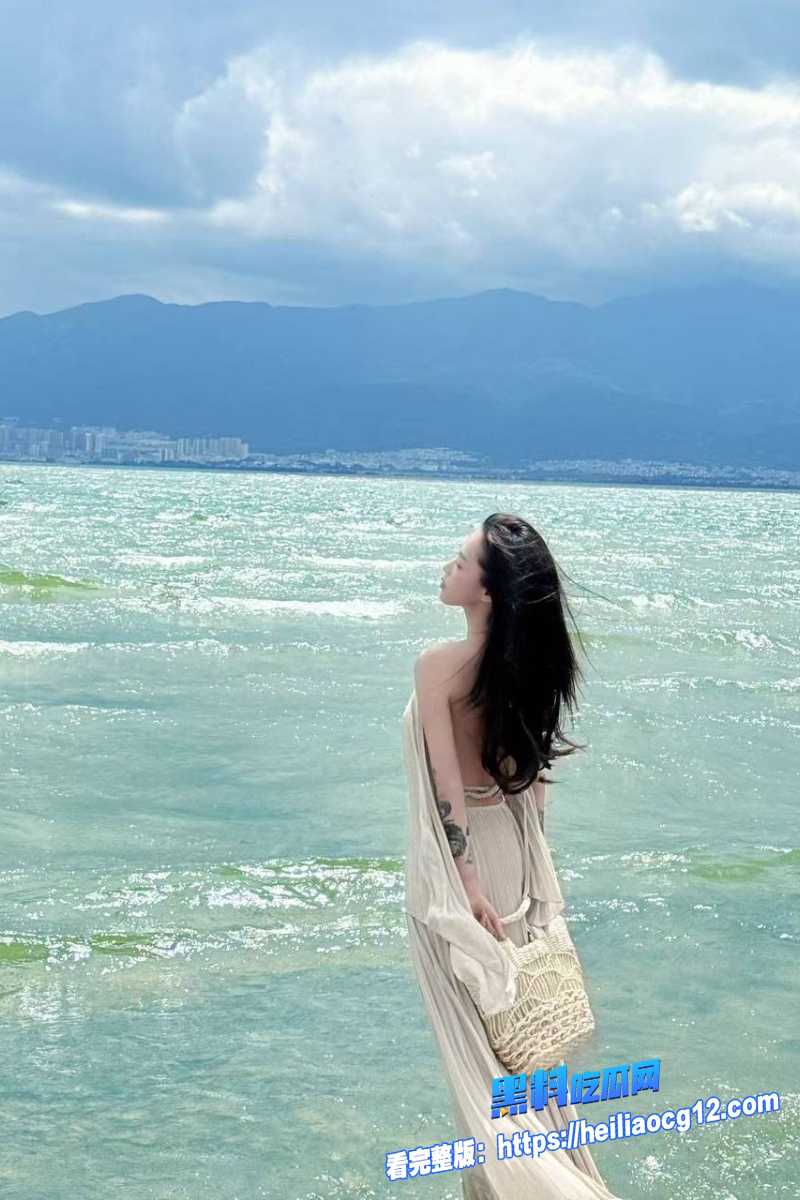 高颜值女大学生4