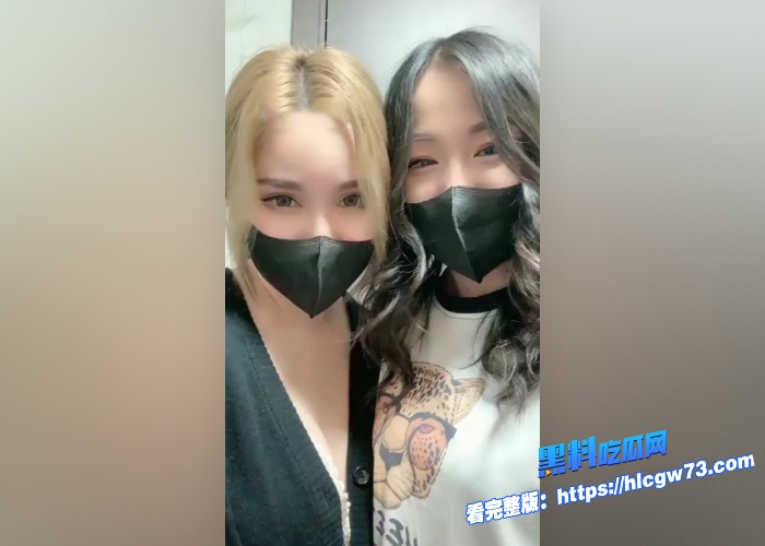 套路直播女王双子姬双女王调教男M皮鞭高跟虐踩奶头啤酒瓶爆头女王大人太御了抖M福利 图1 套路直播女王双子姬双女王调教男M皮鞭高跟虐踩奶头啤酒瓶爆头女王大人太御了抖M福利 图1