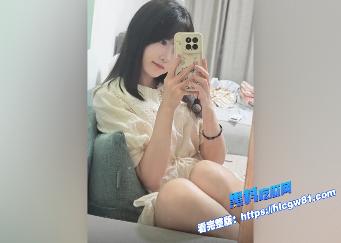 兄妹乱伦的日常接练钢琴的妹妹直接去高级酒店全场拍摄录制视频曝光该说不说亲妹妹的穿搭和小穴又可爱又粉嫩 图1 兄妹乱伦的日常接练钢琴的妹妹直接去高级酒店全场拍摄录制视频曝光该说不说亲妹妹的穿搭和小穴又可爱又粉嫩 图1
