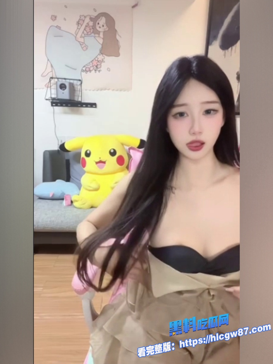 高三极品颜值网红学妹李璐1