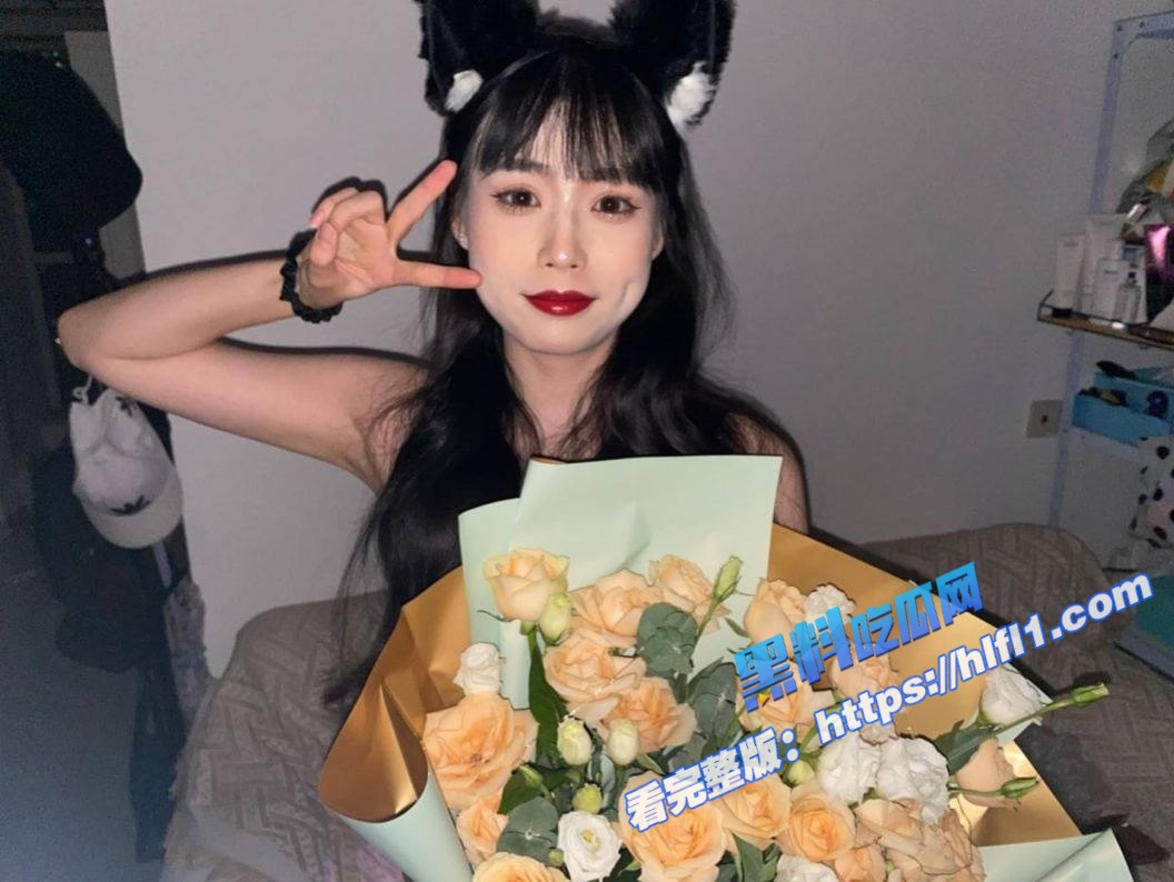 苏州经贸职业技术学院 蒋一南 御姐范儿学妹 实则是个绿茶婊 人骚逼紧！1