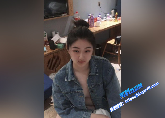 神似景甜的妹子 池鱼 大家都叫小景甜!大量自拍视频流出 像不像自己看2 神似景甜的妹子 池鱼 大家都叫小景甜!大量自拍视频流出 像不像自己看2