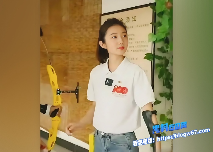 清纯长相最美警花张津瑜与土豪不雅视频曝光全程露脸口交舔屌玩到拉丝撅臀掰逼被无套后入真是当警犬一样调教高清修复版 图3