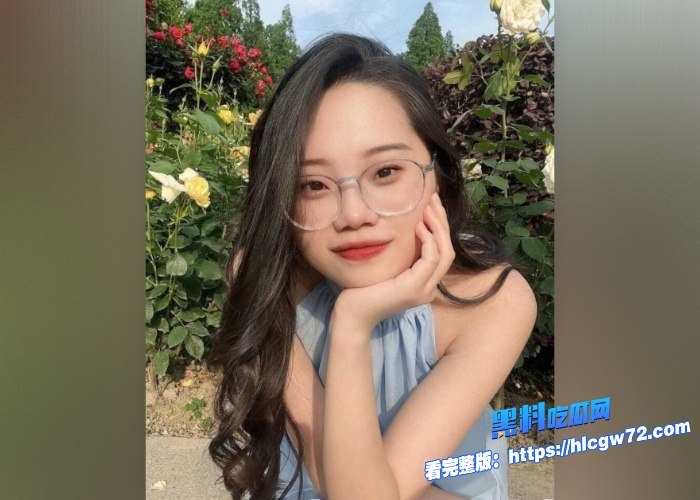 上海师范大学斯文眼镜妹郭佳玲与男友美足啪啪视频流出真是天上飞机最高 地下眼镜妹最骚 图2 上海师范大学斯文眼镜妹郭佳玲与男友美足啪啪视频流出真是天上飞机最高 地下眼镜妹最骚 图2