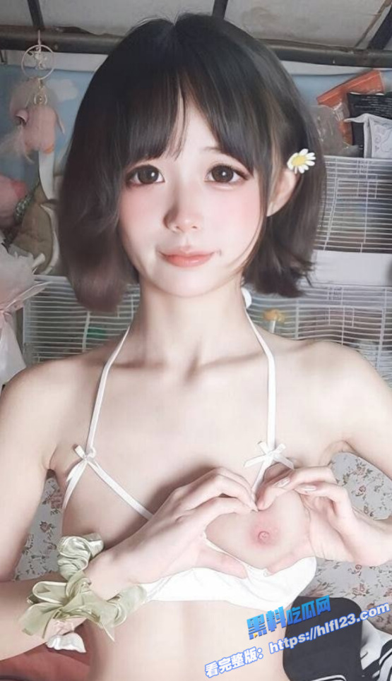 顶级萝莉 斜眼龙王 最新福利视频流出 酥胸白虎身材娇嫩 清纯容颜淫荡本性 反差感拉满!3 顶级萝莉 斜眼龙王 最新福利视频流出 酥胸白虎身材娇嫩 清纯容颜淫荡本性 反差感拉满!3