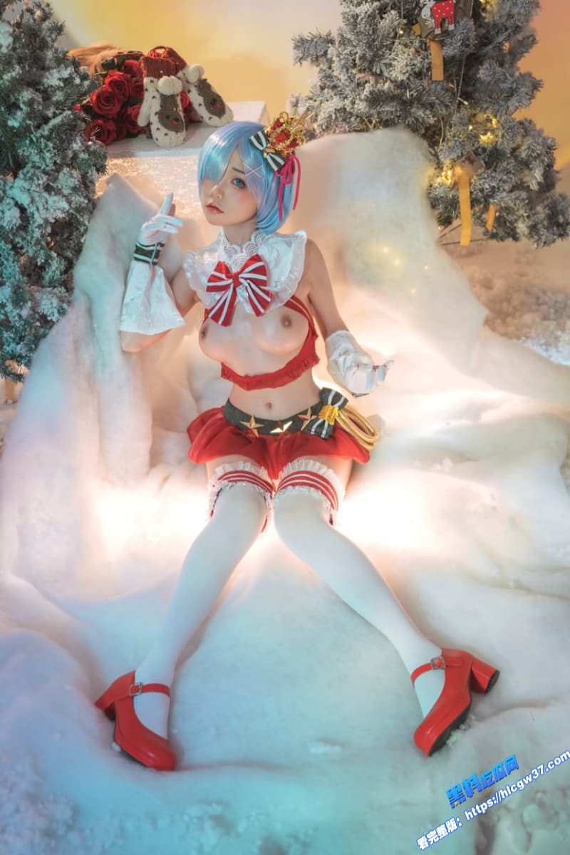 极品COS福利姬 爆机少女 喵小吉 最新福利裸体写真流出 少女的酮体 你能把持得住吗？ 27
