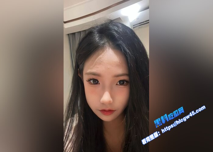 黑料PK！广西民族大学校花 吴芷舒 VS 辽宁传媒学院女神 郭奕函 校花和女神谁更受欢迎16