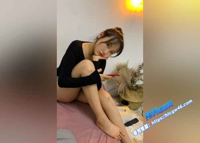 黑料PK！河南人妻少妇 VS 广东清纯大学生 少妇绝顶风骚 学生可爱羞涩 你喜欢哪一款3
