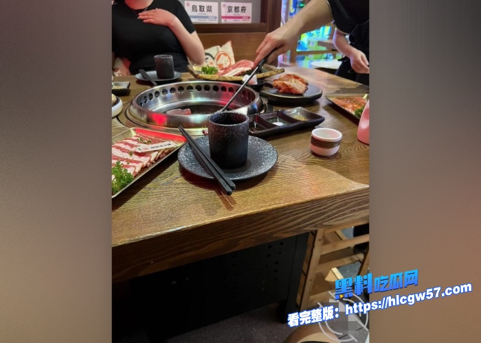 海角社付费视频流出请兄弟和他老婆吃火锅桌上看到这丰乳肥臀的极品少妇忍不住了找借口强行推倒抓着大奶子就是猛插属实爽到了对白超精彩 图1 海角社付费视频流出请兄弟和他老婆吃火锅桌上看到这丰乳肥臀的极品少妇忍不住了找借口强行推倒抓着大奶子就是猛插属实爽到了对白超精彩 图1
