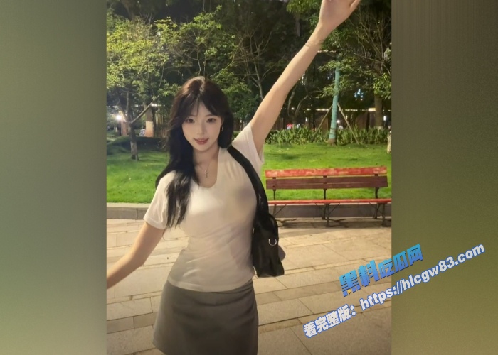 高颜值极品女友cosplay崩铁花火足交手脚并用快速榨精4