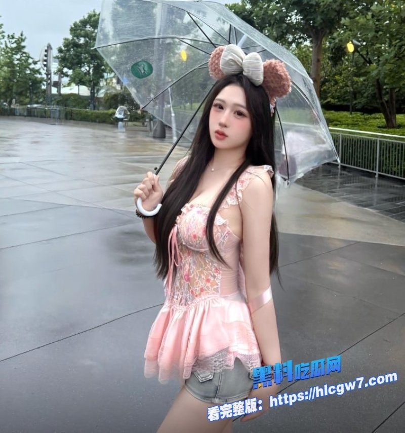 极品丰满巨乳少妇包臀裙约会她翘起蜜桃臀轻轻掰开白虎嫩穴4 极品丰满巨乳少妇包臀裙约会她翘起蜜桃臀轻轻掰开白虎嫩穴4