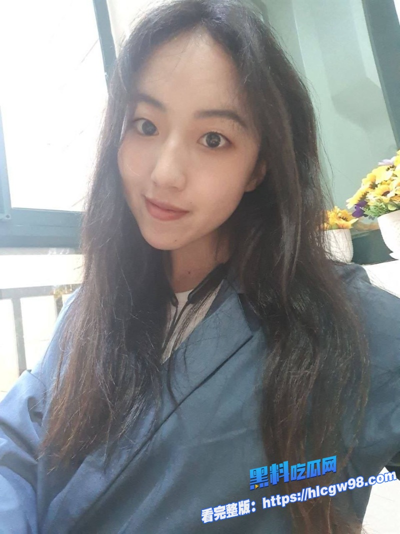 佛山清纯女大学生遭富二代迷晕拖行酒店总统套房倒吊3P变态玩法毫无下限4 佛山清纯女大学生遭富二代迷晕拖行酒店总统套房倒吊3P变态玩法毫无下限4