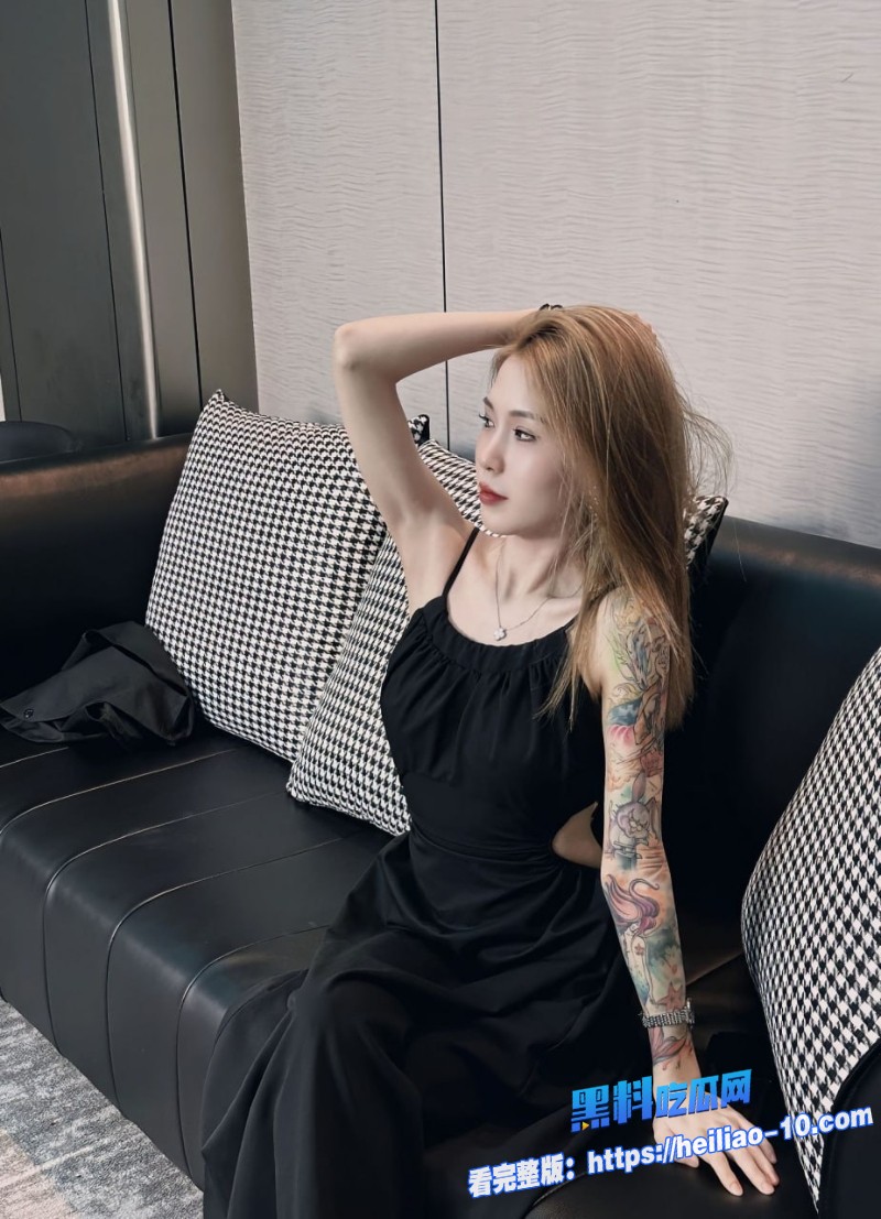 浙江杭州纹身母狗程思余花臂纹身尽显性感 4
