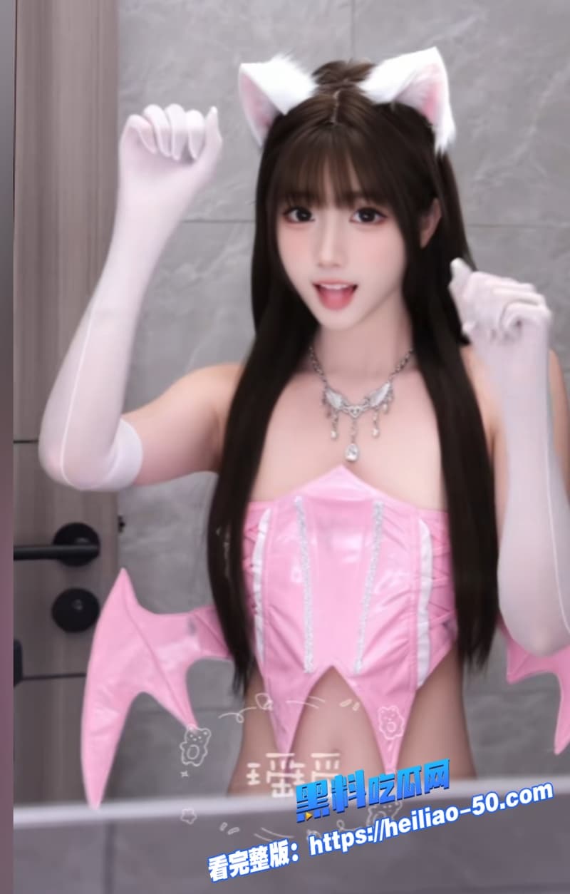 抖音网红奶瑶妹妹黑色性感旗袍骚舞甜妹大波狂晃吸睛无数这波诱惑直接把人看硬了 12