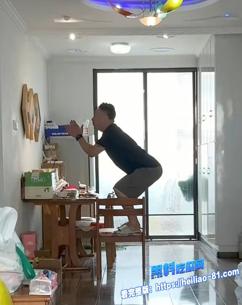 抖音百万网红蹄哥我挺爱许成林再爆丑闻被女粉丝实名爆料私下聊骚约炮女粉完事后提上裤子翻脸不认人3