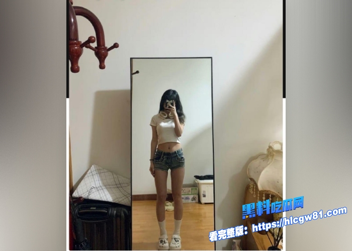 云南大学研究生刘明明骚母狗沉迷打屁股接烟灰女上位乳夹狗球塞嘴极致调教被富少后入爆操羞辱的乐趣真美妙9