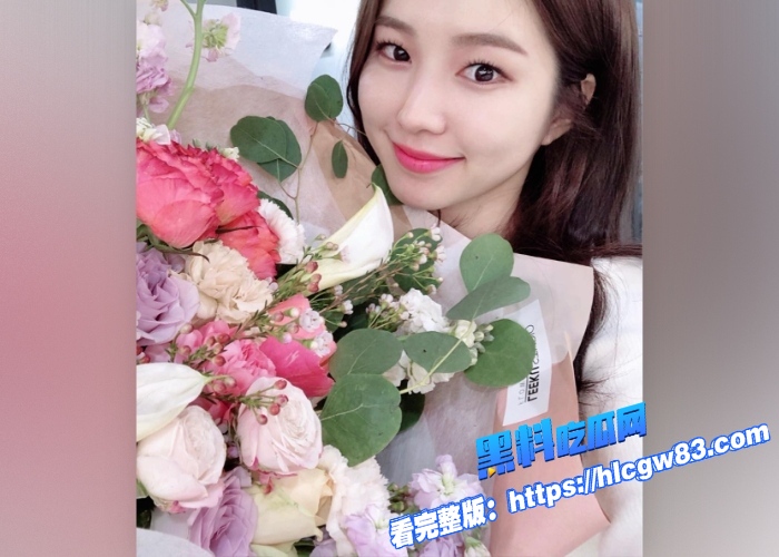 极品身材白富美空姐女神与富二代男友露脸自拍流出长腿女神奶大肤白被男友当肉便器花式爆操各种体位轻松驾驭图 11