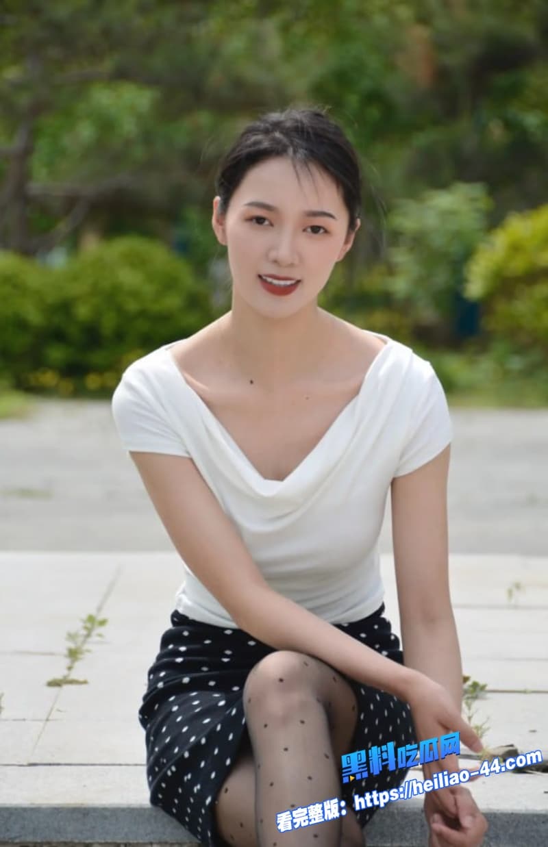 真实叔嫂乱伦大哥意外去世弟弟强上骚货嫂子无套后入疯狂打桩看的小编下面都硬了6 真实叔嫂乱伦大哥意外去世弟弟强上骚货嫂子无套后入疯狂打桩看的小编下面都硬了6