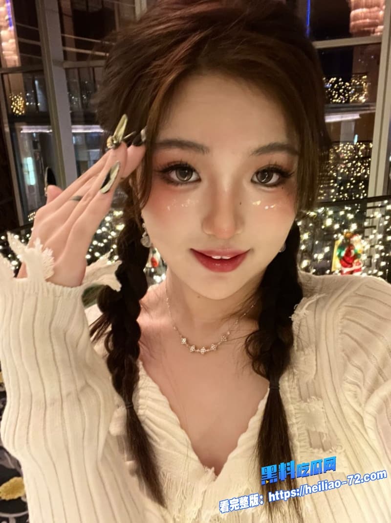 海角姐弟乱伦弟弟去看望表姐不料竟直接干了起来骚穴被抽插到流拉丝白浆1 海角姐弟乱伦弟弟去看望表姐不料竟直接干了起来骚穴被抽插到流拉丝白浆1