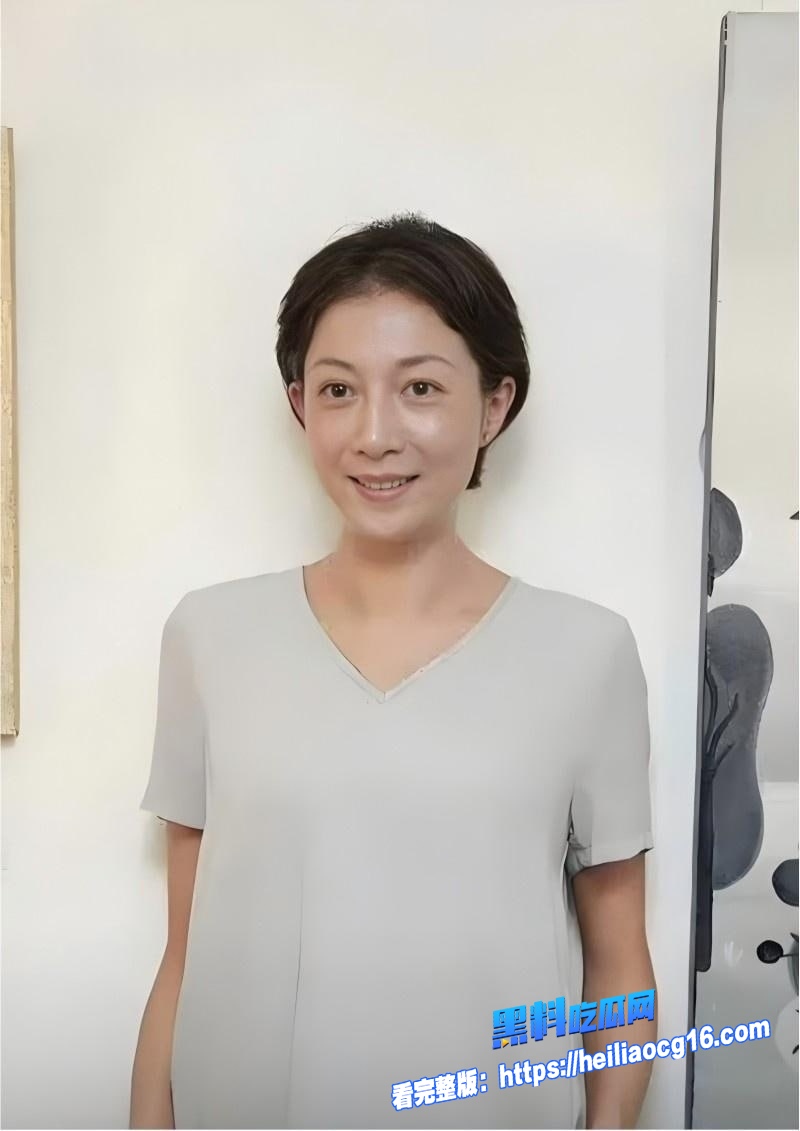 香港亚姐冠军吴绮莉1