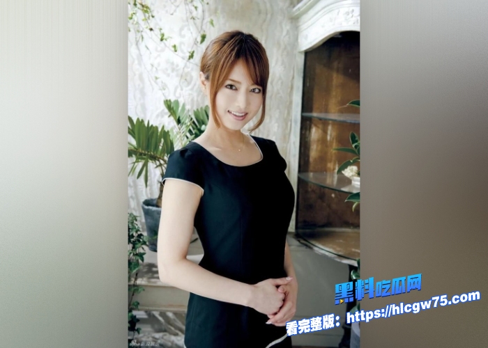 黑料解说已婚少妇出轨偷情儿子老师吉泽明步荡妇为爱痴款直接下药迷倒老公让情人大力操自己12