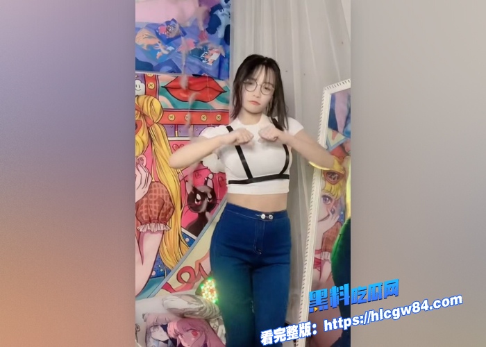 快手舞蹈主播 周周乖仔 最新定制裸舞视频流出 舞姿热情似火 全裸乳摇卡点节奏感十足！ 7