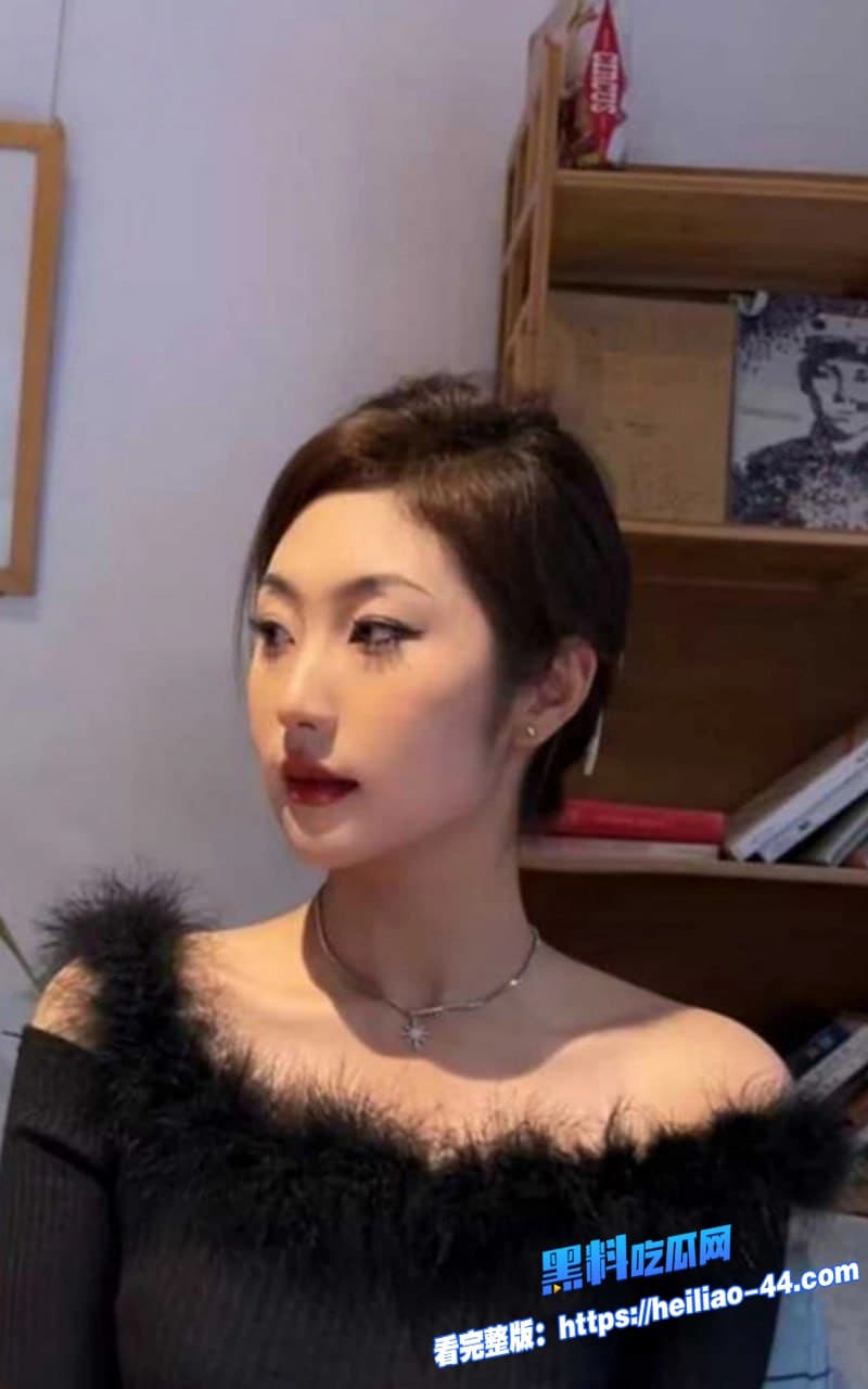 天津外国语大学校花孟嘉慧性爱视频流出无套中出操的娇喘不断直接把黑丝塞她嘴巴里1 天津外国语大学校花孟嘉慧性爱视频流出无套中出操的娇喘不断直接把黑丝塞她嘴巴里1