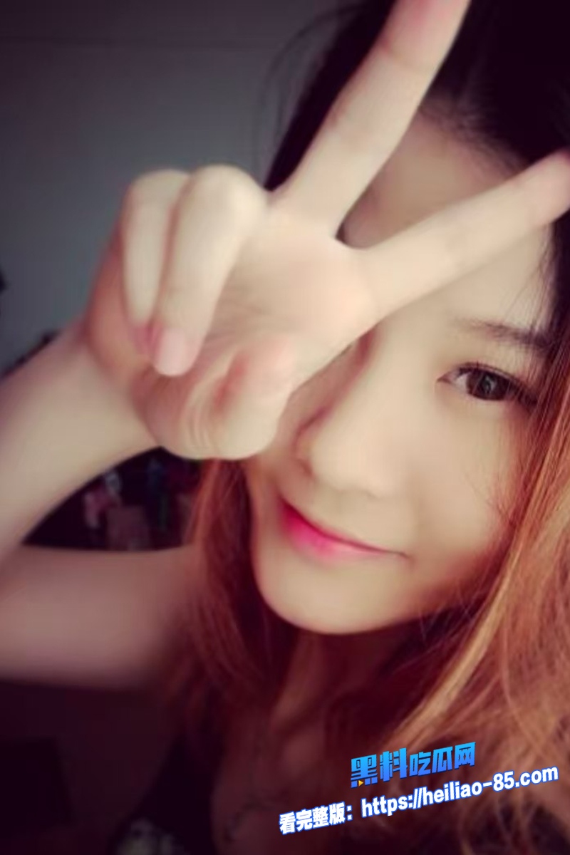 高颜值女神 余小雅 和小鲜肉男友直播做爱 浪荡的小表情让你欲罢不能!9 高颜值女神 余小雅 和小鲜肉男友直播做爱 浪荡的小表情让你欲罢不能!9